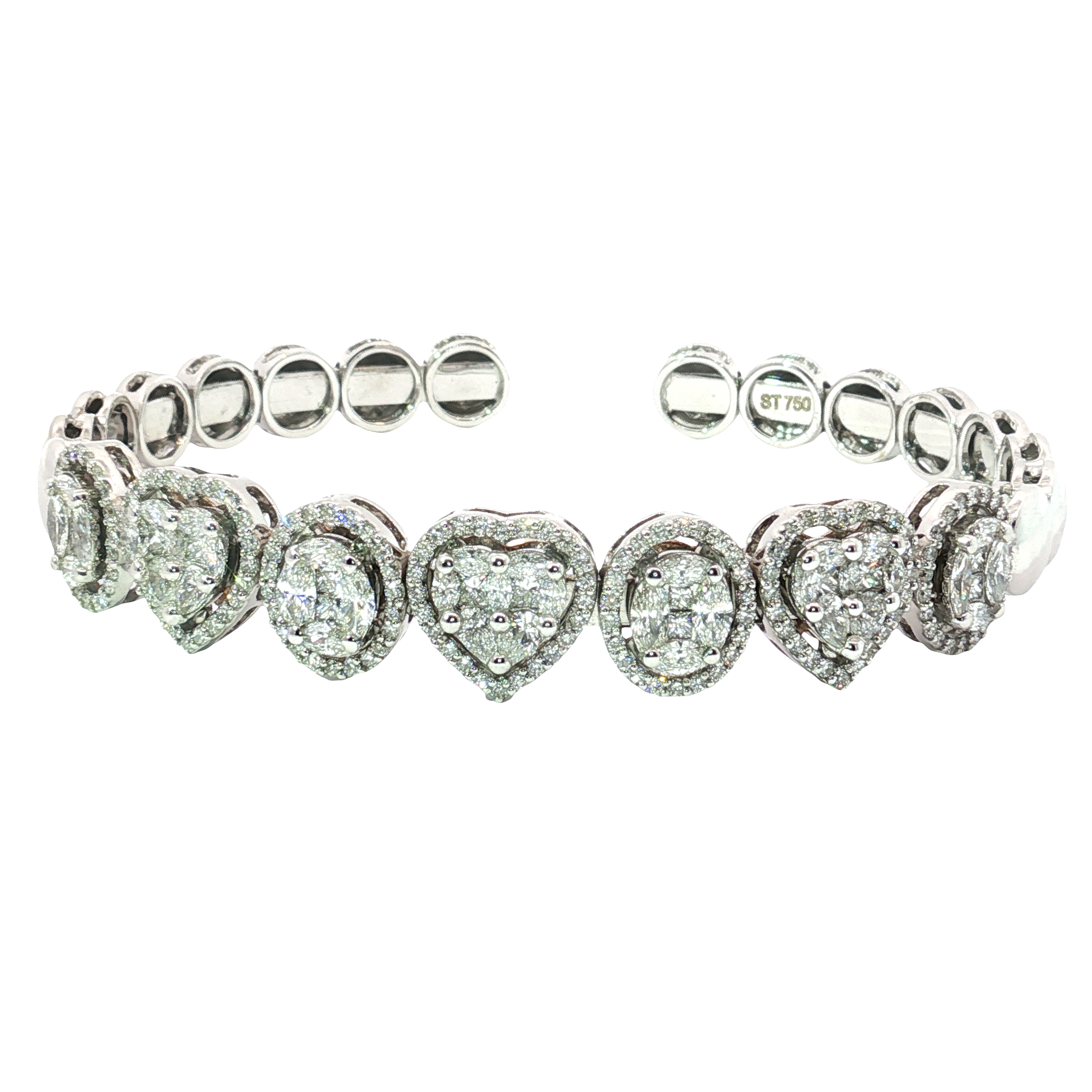 Diamond Heart Cuff in 18K Gold