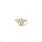 Oval Brilliant and Baguette Diamond Vintage-Inspired Halo Ring in Yellow Gold