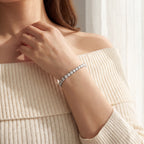 Round Brilliant Cut Diamond Tennis Bracelet in 18K White Gold